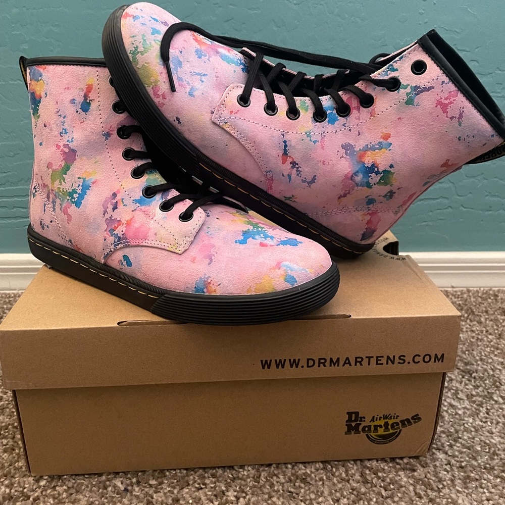 Dr Martens pink rainbow Bursts boots